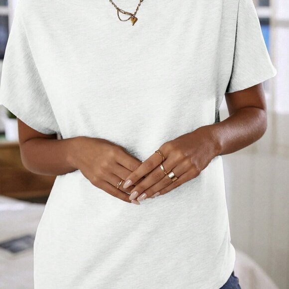 White Casual Women's  Solid Color Asymmetric Neck Batwing Short Sleeve T-Shirt - Picture 4 of 6